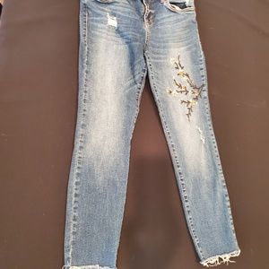 STS Blue crop jeans with ermbroidery
